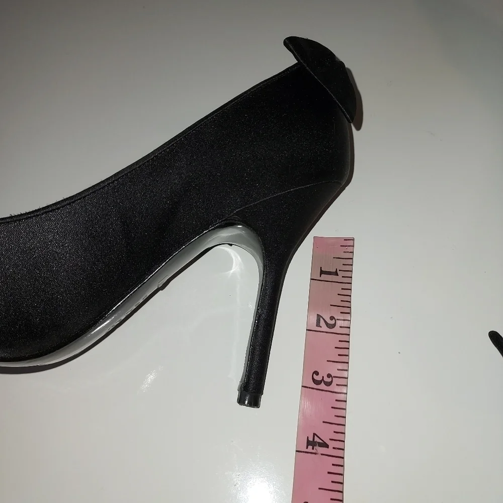 NINA New York Black Satin leather Stiletto heels